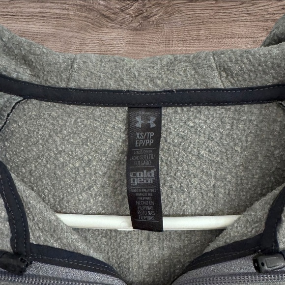 Under Armour Women’s Gray and Navy XS Zip Up Hoodie with Pockets - Picture 4 of 6